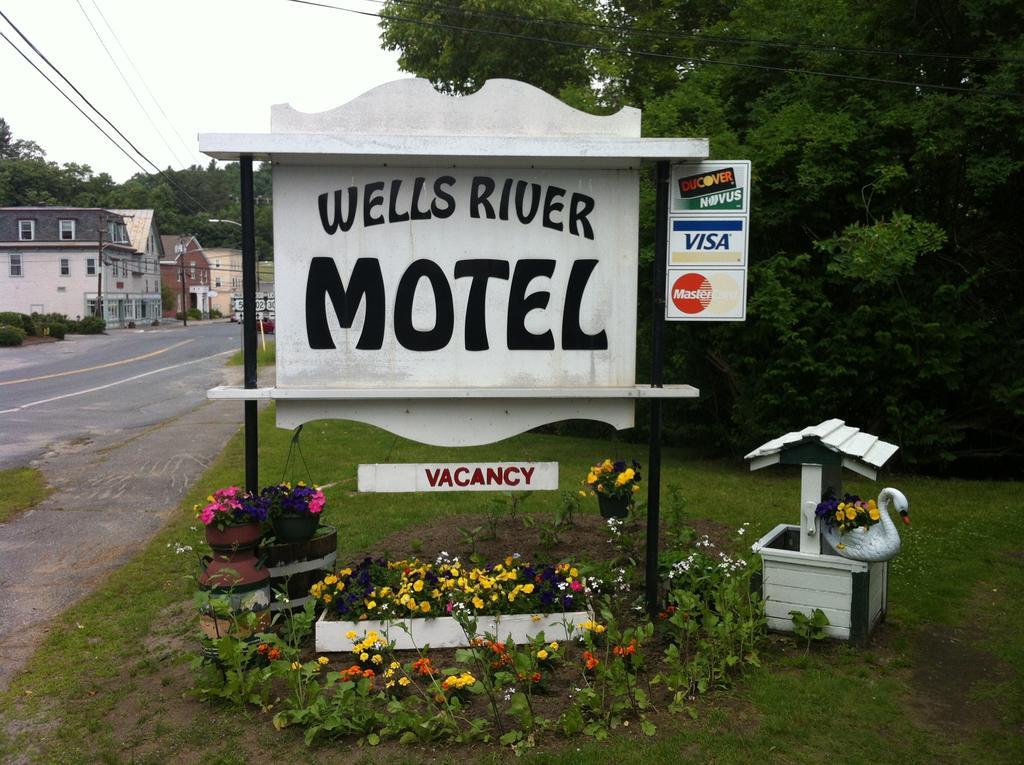 Wells River Motel Esterno foto
