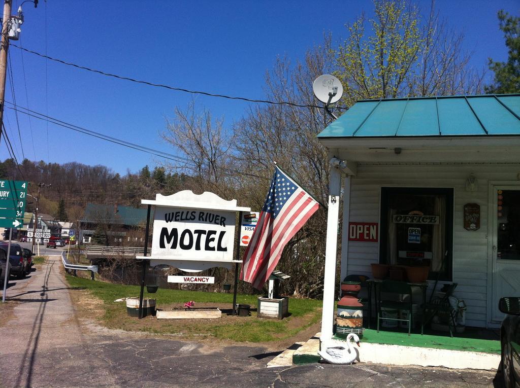Wells River Motel Esterno foto
