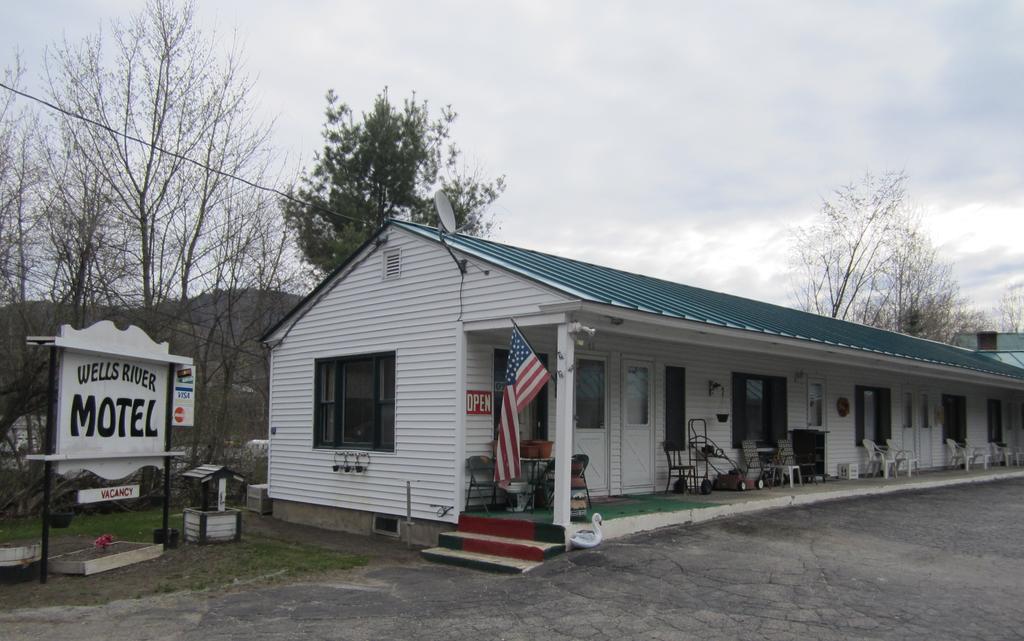 Wells River Motel Esterno foto
